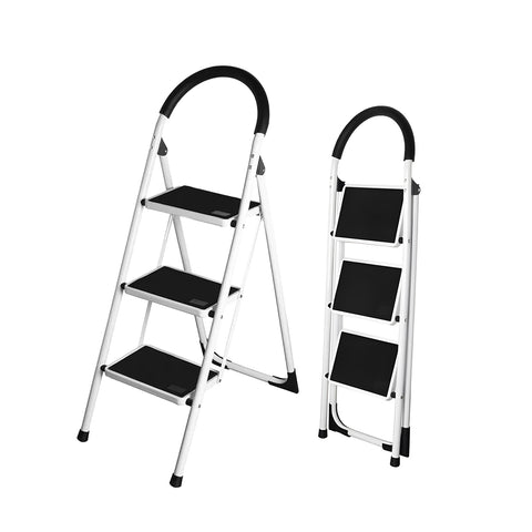 Zwart-witte stalen trapladder met 3–4 treden, draagvermogen 150 kg, voor huis en garage