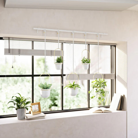 immagine-2-umbra-set-5-fioriere-a-sospensione-con-asta-bianco-ean-028295374866
