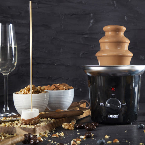 immagine-3-princess-fontana-elettrica-di-cioccolato-a-cascata-con-led-luminoso-32w-nero-ean-8712836272644