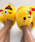 immagine-49-visto-in-tv-pantofole-ciabatte-emoticon-love-kiss-laugh-cool-wink-misura-37-38-39-40-41-42-ean-7569000733330