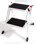immagine-8-garden-friend-scaletta-pieghevole-a-2-gradini-in-acciaio-ean-8023755049782
