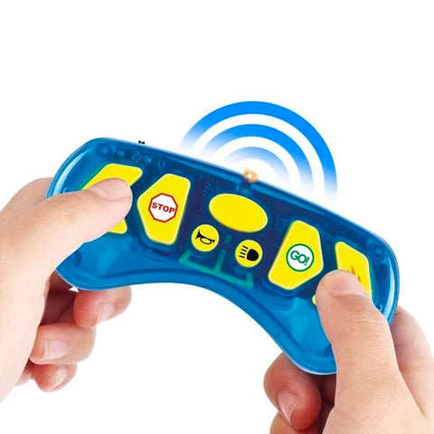 immagine-8-giaquinto-pista-acrobatica-luminosa-con-6-funzioni-e-radiocomando-187-pezzi-ean-8058486093162