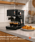 Potente ed elegante perfetta per un caffè delizioso, comandi accensione e serbatoio acqua da 2L, ugello cappuccinatore