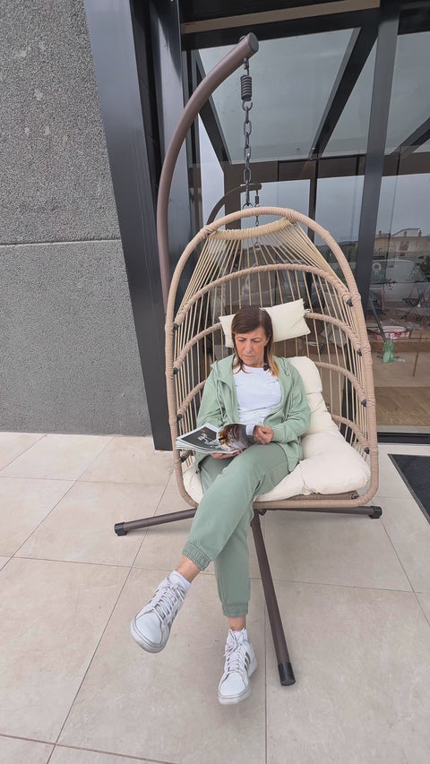 Poltrona a Dondolo Sospesa Gaia Grey in Rattan Artificiale Grigio Struttura Acciaio con Cuscini e Portata 140 kg Ean 8023755069100
