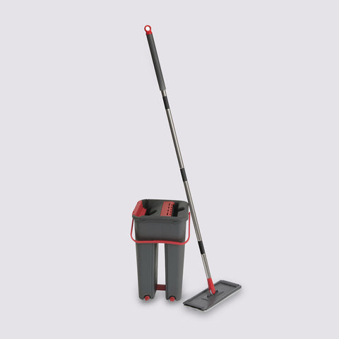 immagine-11-five-simply-smart-amz-old-fastmop-tana-secchio-automatico-con-scopa-puliscipavimenti-con-2-moci-4-litri-ean-3560233830272