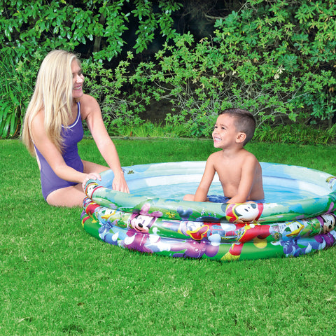 immagine-4-bestway-piscina-a-3-anelli-mickey-e-gli-amici-del-rally-ean-6942138906141