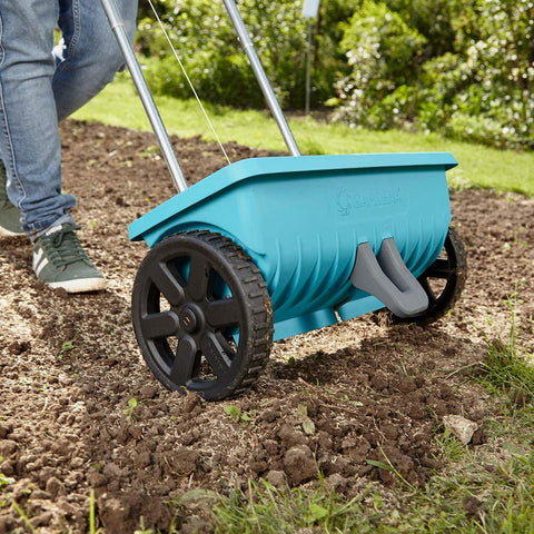 immagine-4-gardena-spandiconcime-con-ruote-l-45cm-125l-ean-4078500033169