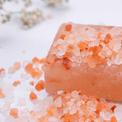 immagine-4-voganto-saponetta-di-sale-himalaya-per-scrub-rigenerante-ean-8033738146445