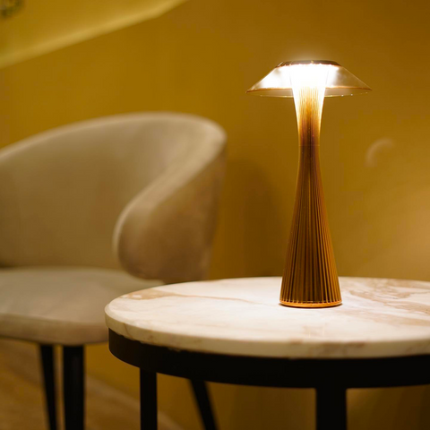 immagine-7-oem-lampada-da-tavolo-touch-dorato-ean-8055162807600